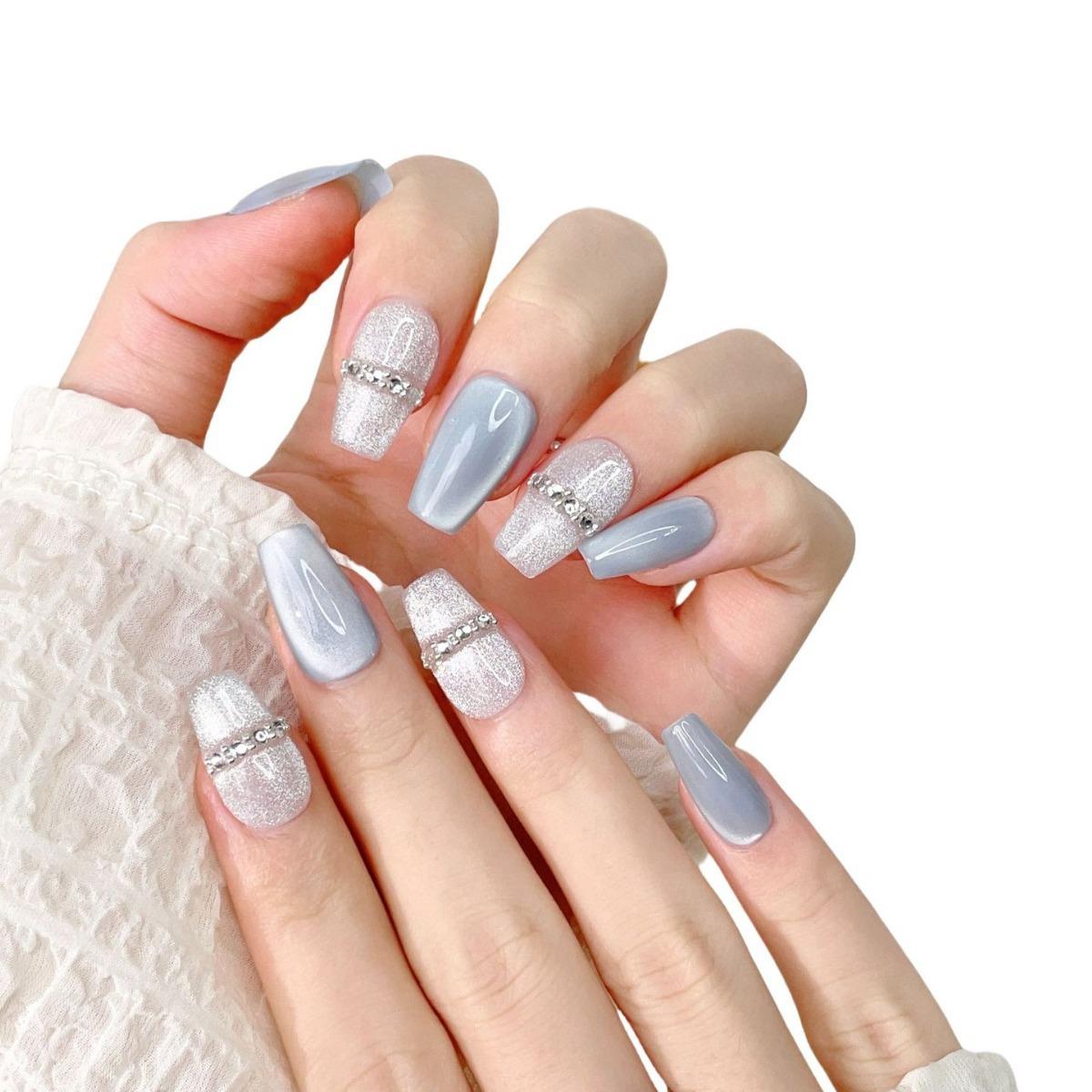 Handmade 10pcs Press on Nails，Cat-eye Translucent Blue Ice-clear Crystal Design