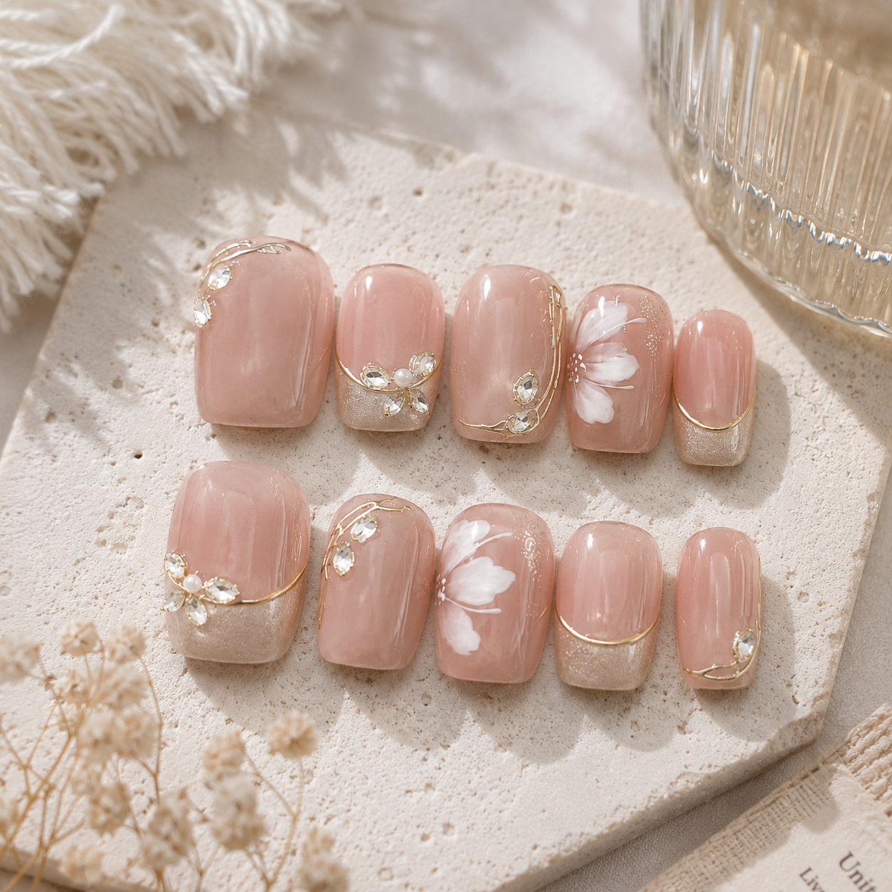 Floral Handmade 10pcs Press on Nails, Short Square Light Deluxe