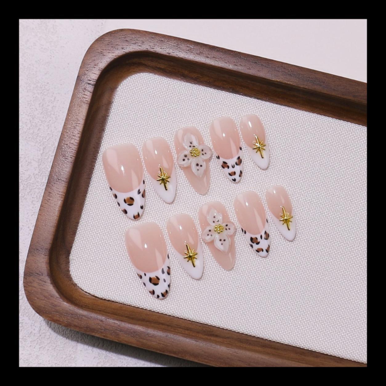Floral Almond Handmade 10pcs Press on Nails, Lepord French Tip, Embossed Flower